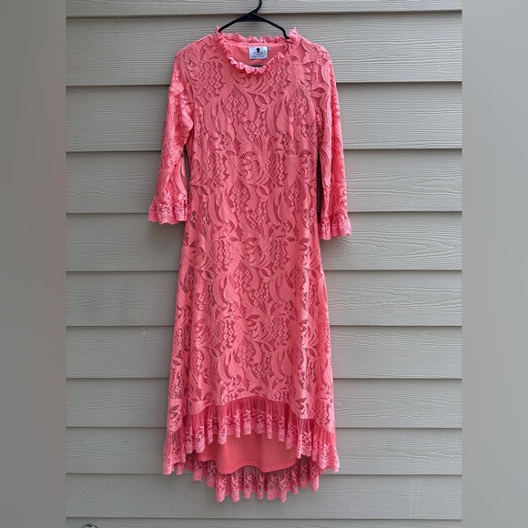 Dainty Jewels Women's Pink Blush Night In Paris Lace Dress Size M (B32) - Picture 2 of 9